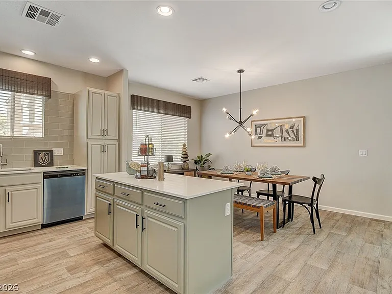 225 Alexander Darius Ct — Photo 12