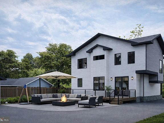 2nd image of 6630 Barrett Rd