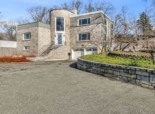 46 Clairmont St, Lynn, MA 01904