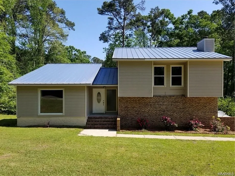 Wesley Dr