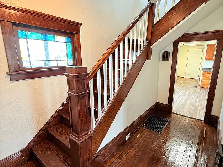 563 Cedar Ave — Photo 8