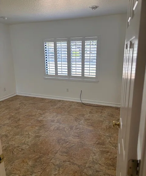 1504 E Robinson St — Photo 2