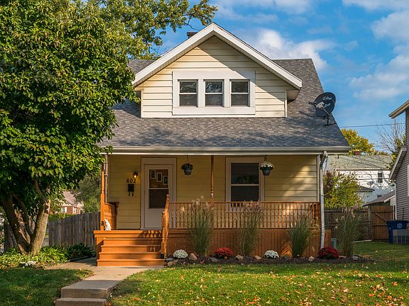 2nd image of 802 Gondert Ave