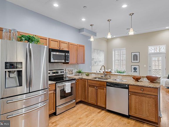 3rd image of 1 Academy Cir Unit 302