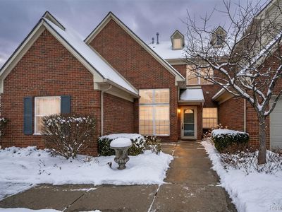 7779 Ambassador Dr, Shelby Township, MI, 48316