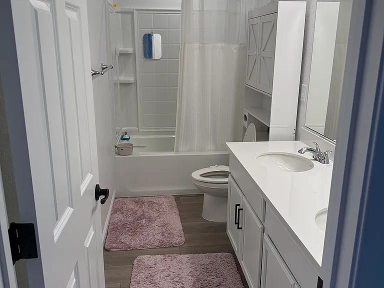 Silver Cloud Ct — Photo 4