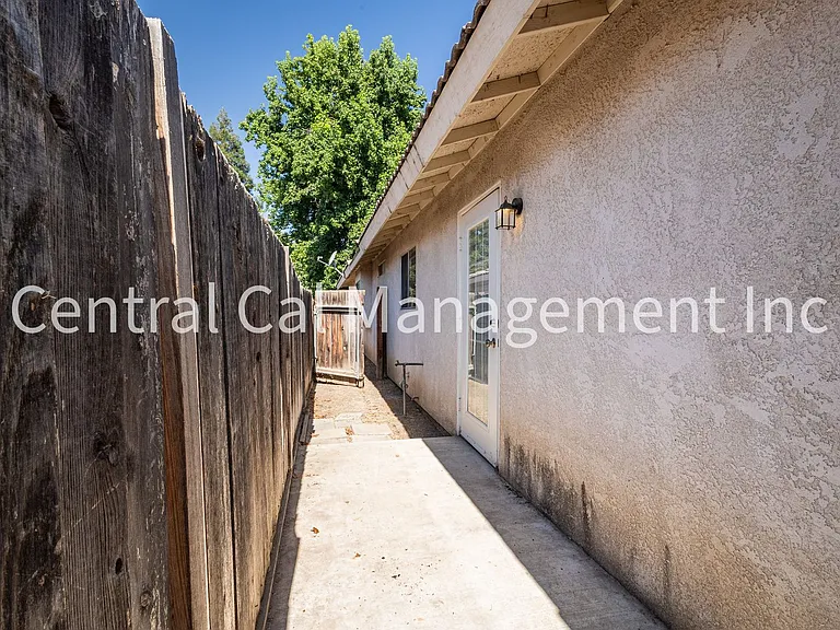 3118 Brookside Dr — Photo 13