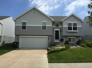 1763 N 207th St, Elkhorn, NE 68022