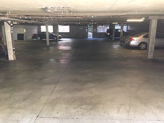 3rd image of 1245 N Cherokee Ave #4