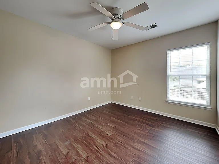 121 Mockernut Dr — Photo 16