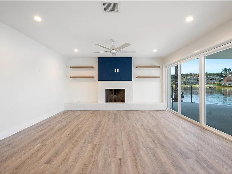 1498 La Linda Dr — Photo 13