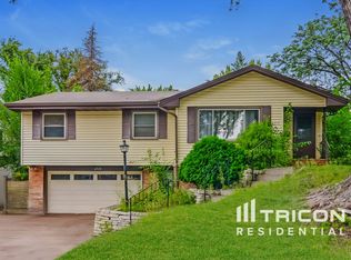 6928 45th Pl N, Crystal, MN 55428