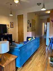 Rented by R New York