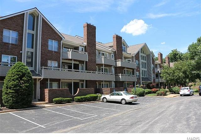 1st image of 1010 Thoreau Ct APT 212