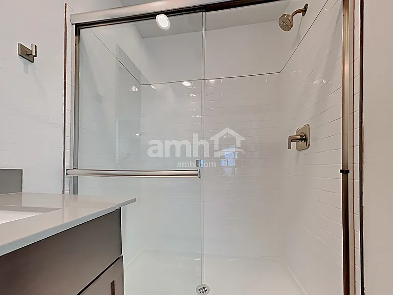 21522 S 231st St — Photo 13