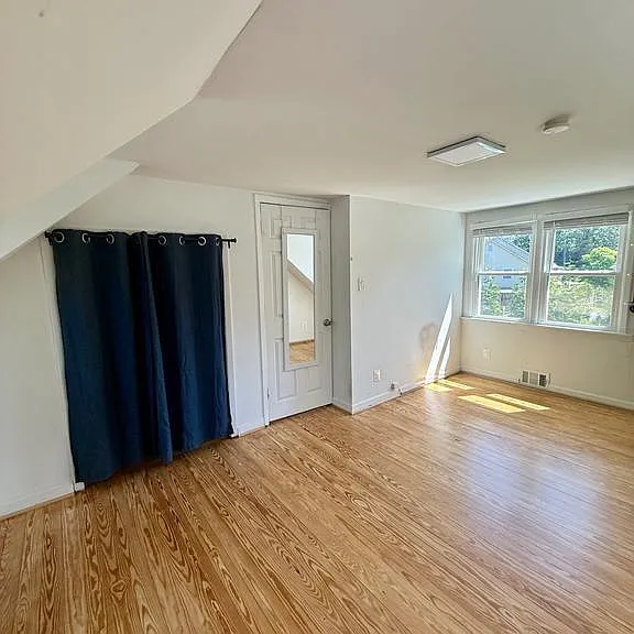 2903 Oak Knoll Dr — Photo 25