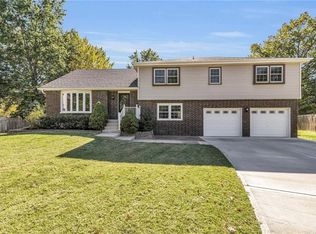 1417 E Oxford Pl, Olathe, KS 66062