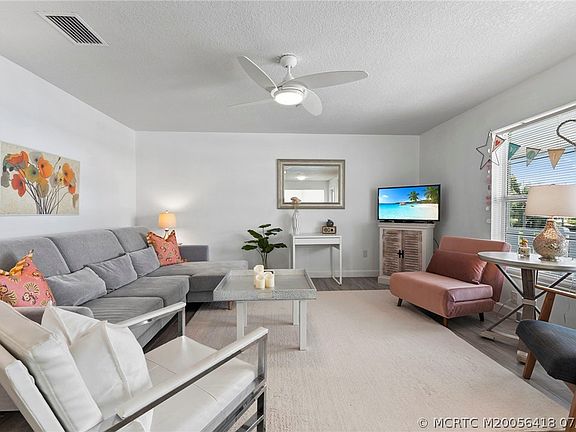 5th image of 2929 SE Ocean Blvd APT F10