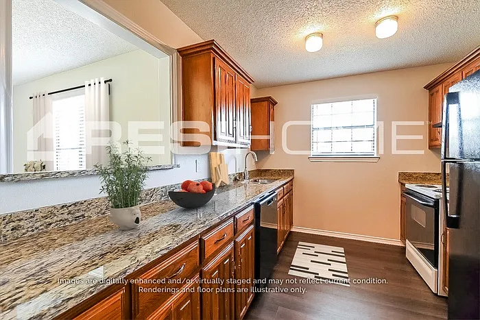 209 Madre Cir — Photo 3