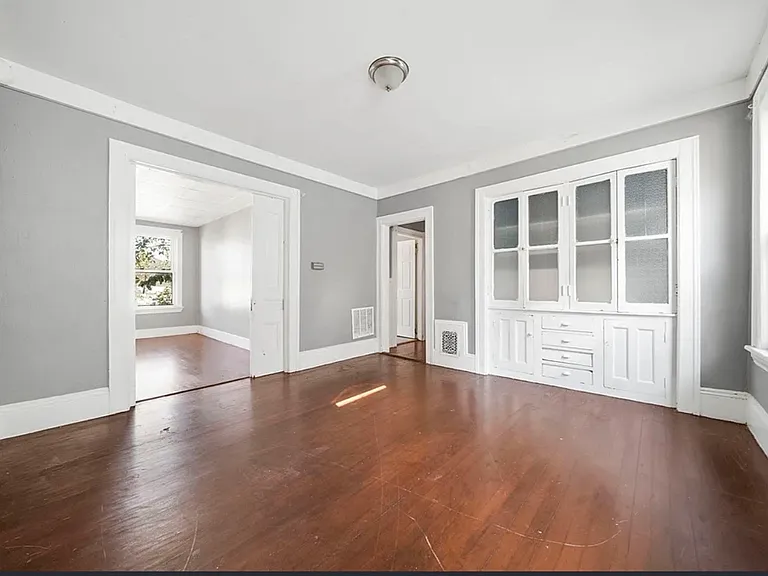 62 May St #2 — Photo 10