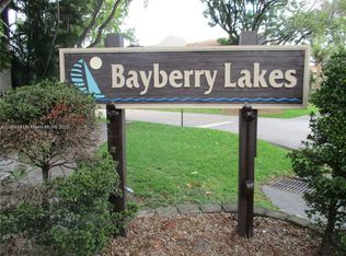 1760 Bayberry Dr, Pembroke Pines, FL 33024