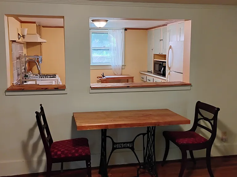 511 Turner Pl — Photo 3