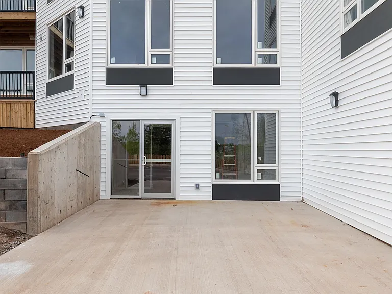 25 Capital Dr #THE EMERALD — Photo 42