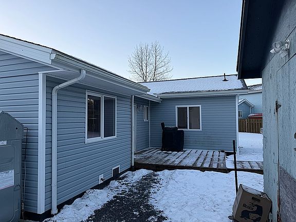 5th image of 473 Teal Way