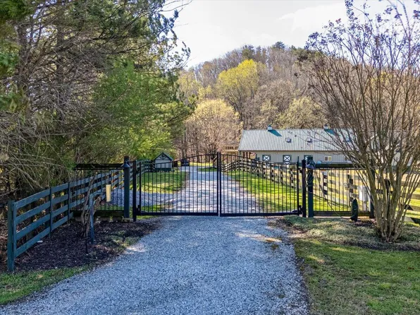 1349 Fricks Gap Rd, Chickamauga, GA 30707