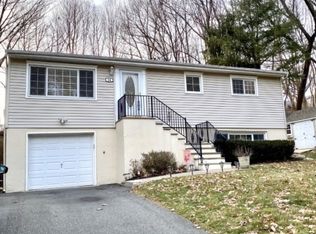 34 Dell Rd, Stanhope, NJ 07874