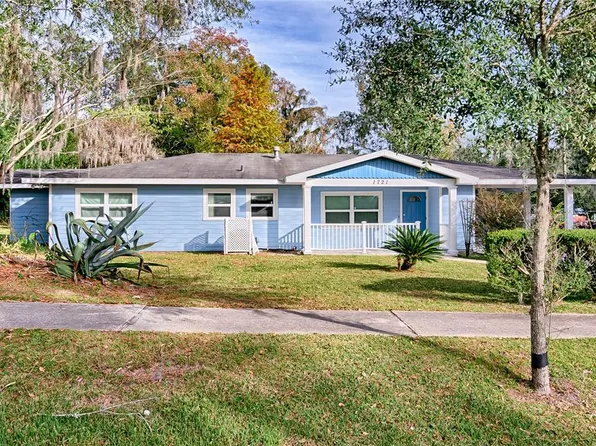 1721 SE 27th St, Gainesville, FL 32641