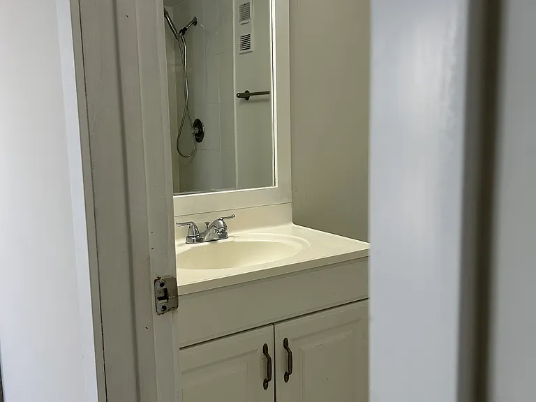 8720 N Sherman Cir #307 — Photo 7