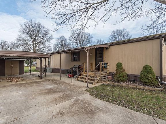 3rd image of 18 Flagler Dr #18