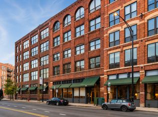 420 W Grand Ave APT 2H, Chicago, IL 60654