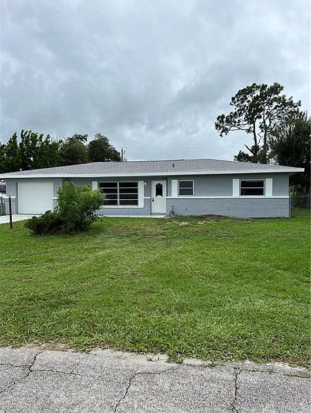 1st image of 476 SE Galleon Ln