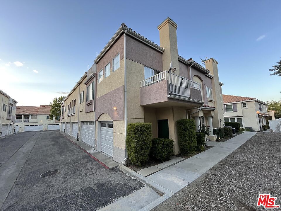 2nd image of 18102 Flynn Dr Unit 4601