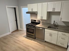 87 Ruggles St, Providence, RI