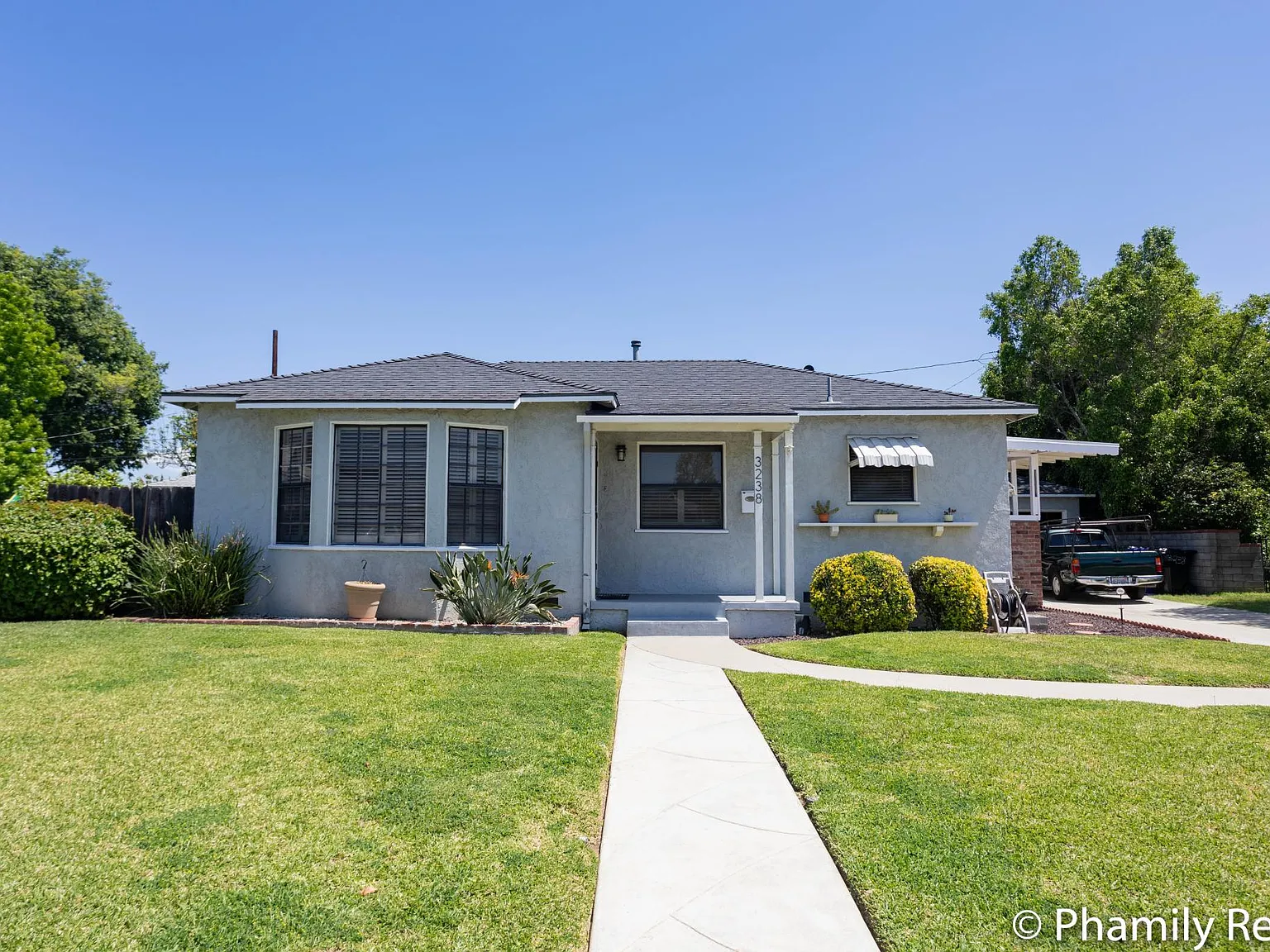 3238 Hempstead Ave — Photo 1