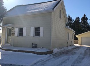 1247 Dousman St, Green Bay, WI 54303