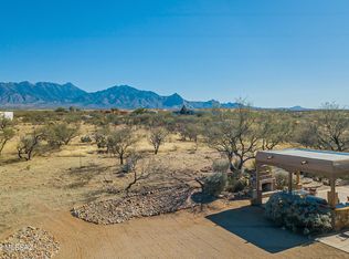 120 W Silver Sky Pl, Green Valley, AZ 85614