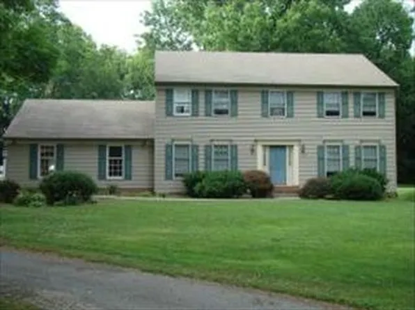 143 Coffee Goss Rd, Marietta, PA 17547
