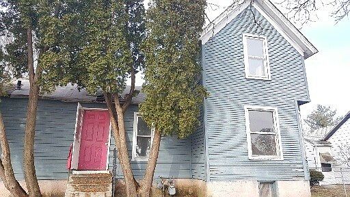 2nd image of 1235 Ferguson St