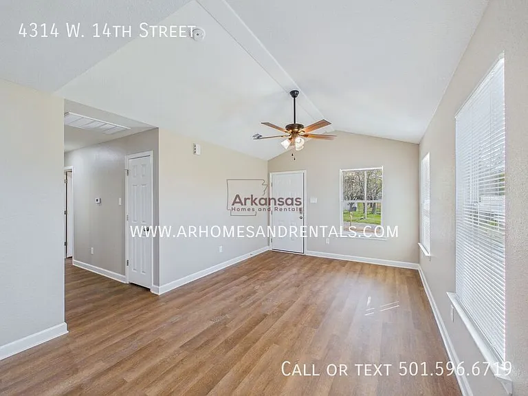 4314 W 14th St — Photo 2