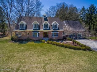 3230 E Riverside Rd, Buchanan, MI 49107