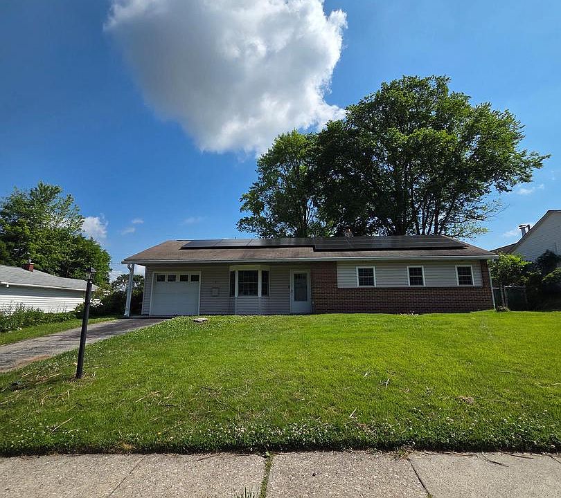 1st image of 205 Brookside Rd