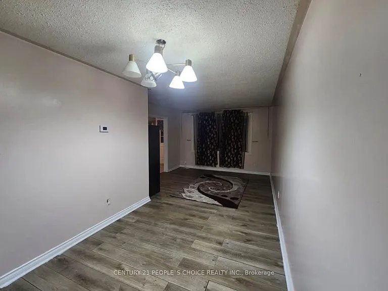 17 Seaborn Rd — Photo 7