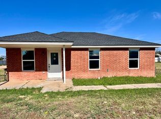 1101 Avenue F, Ralls, TX 79357