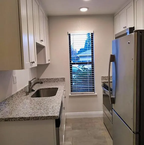 1240 Dealynn St #9 — Photo 12