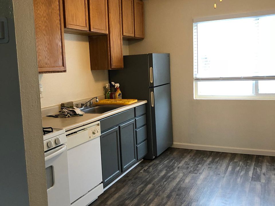 2nd image of 615 Travis Blvd APT 23