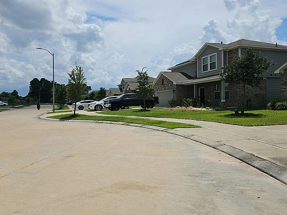 5th image of 703 Cypress Summit Rd